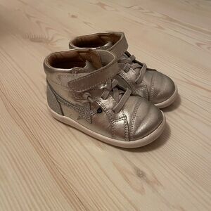 Old soles silver shoes